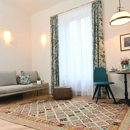 Gloriette - Boutiqueappartements Am Woerthersee * Pörtschach am Wörthersee