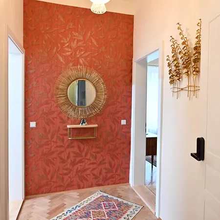 Gloriette - Boutiqueappartements Am Woerthersee شقة فندقية 4*