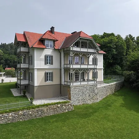 Aparthotel Gloriette - Boutiqueappartements Am Woerthersee *