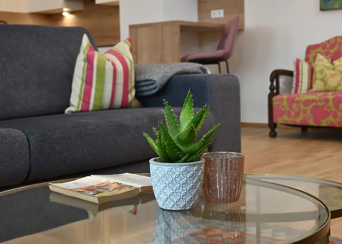 Gloriette - Boutiqueappartements Am Woerthersee Hotel apartamentowy